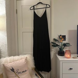 Black maxi dress with pockets